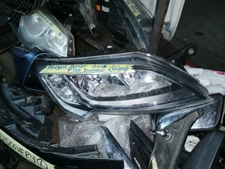 Peugeot boxer 2018 fiat ducato headlight