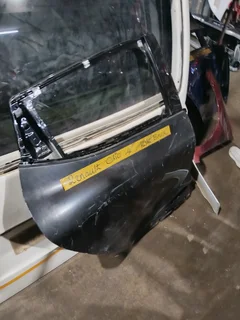 Renault clio 4 rear right door