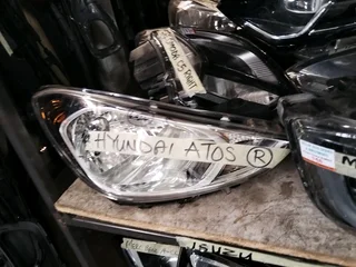 Hyundai atos headlight