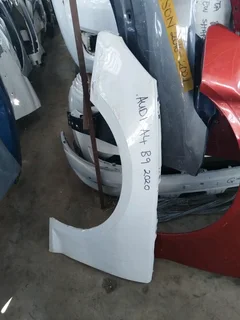 Audi A4 B9 fender