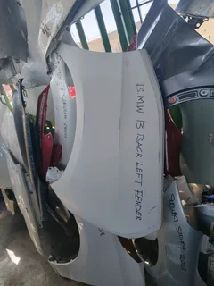 BMW i3 back left fender