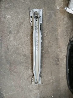 Volvo S60 stiffener