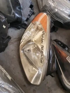 Hyundai accent headlight