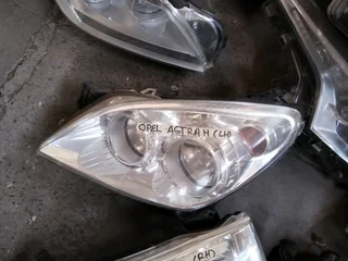 Opel astrah headlight