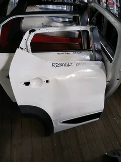 Renault kiger rear door