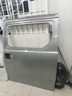 Hyundai H1 buss sliding door