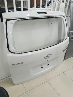 Hyundai H1 buss tailgate