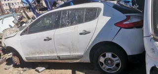 Renault Megan 3 for stripping