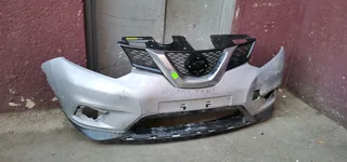 Nissan extrail  bumper