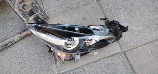 Mazda 3 headlight right side