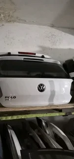 Polo vivo complete tailgate