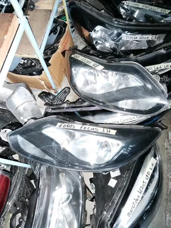 Ford focus headlights