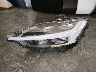 Volvo xc60 headlight