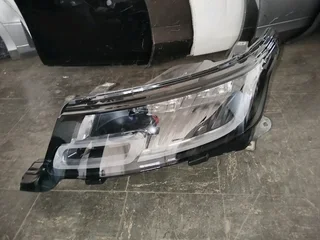 2018 2019 2020 2021 2022 High Quality Land Rover Range Rover Sport L494 Headlights 2 LENS Front Ligh