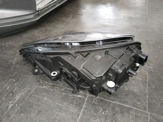 eBay22-24 Porsche Macan GTS Right RH LED Headlight Lamp PDLS 95B941016L for sale online