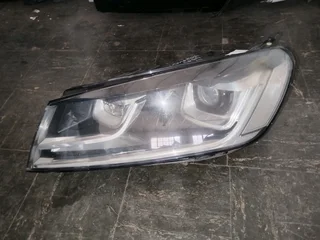 VW touareg headlight