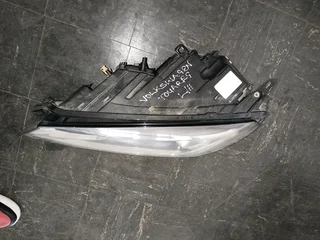 VW touareg headlight