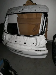 Porsche Cayenne Gts Tailgate