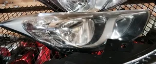 Hyundai elentra j7 headlight
