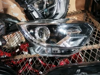 Renault triber headlight