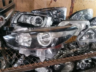 Mazda 3 headlight left side