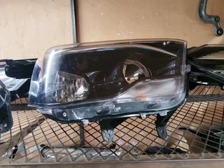 Mahindra scopoio headlight