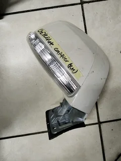 Chevrolet captiva side mirror