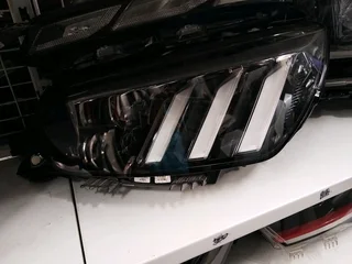 Peugeot 208/2008 headlight