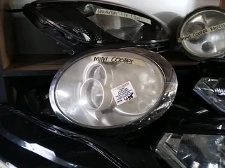 Mini cooper headlight