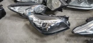 Mercedes benz w172 headlight