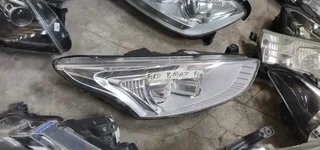 Ford bmax headlight