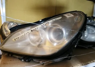 Mercedes benz W219 headlight