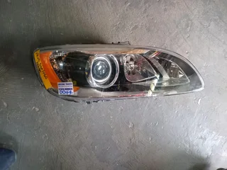 Volvo S60 V60 xenon headlight