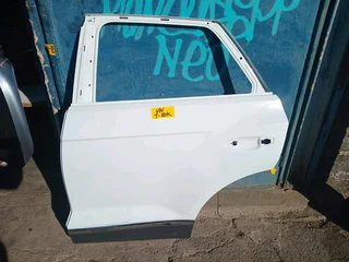 VW t roc rear door