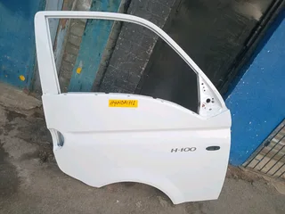 Hyundai H1 door