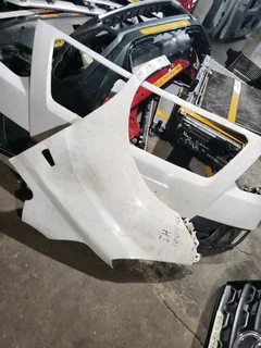 Hyundai H1 bumper and fender