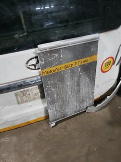 Mercedes-benz E-class Intercooler