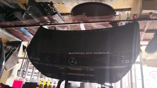 Mercedes E320 C class boot