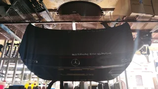 Mercedes E320 C class boot