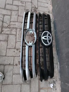 Toyota hillux 2016 - 19 grills