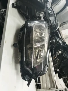 Peugeot 208 headlight