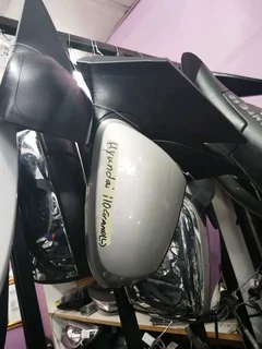 Hyundai i10 grand side mirror