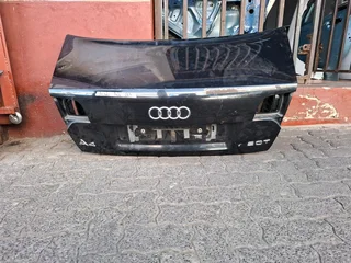 Audi A4 Sedan Bootlid
