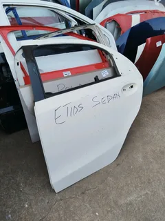 Toyota etios Sedan rear door