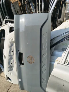 Navara tailgate