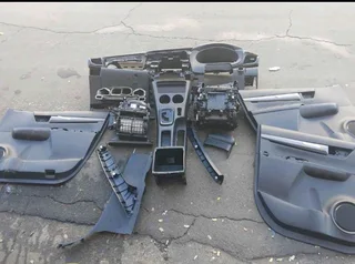 Toyota hillux Gd6 2020 dushboad and inna parts