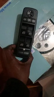 Air suspension valve block Mercedes ML 164