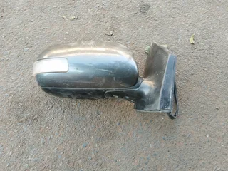 Toyota corrola side mirror