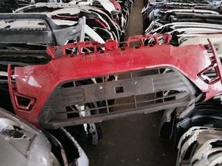 Mahindra xuv 300 bumper