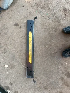 Toyota hillux d4d 2005 stiffener